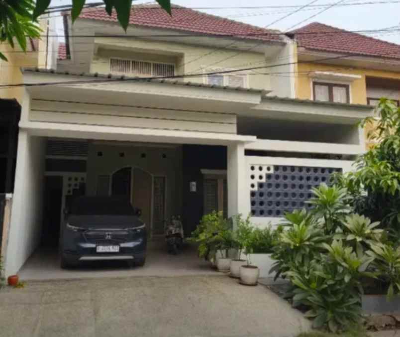 dijual rumah taman harapan baru thb