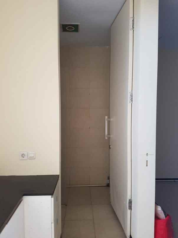 dijual rumah taman puspa raya citraland surabaya barat