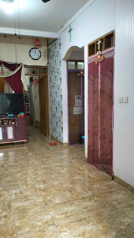 dijual rumah taman royal 1 poris plawad