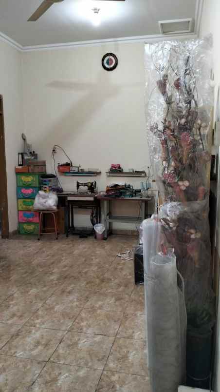 dijual rumah taman royal 1 poris plawad
