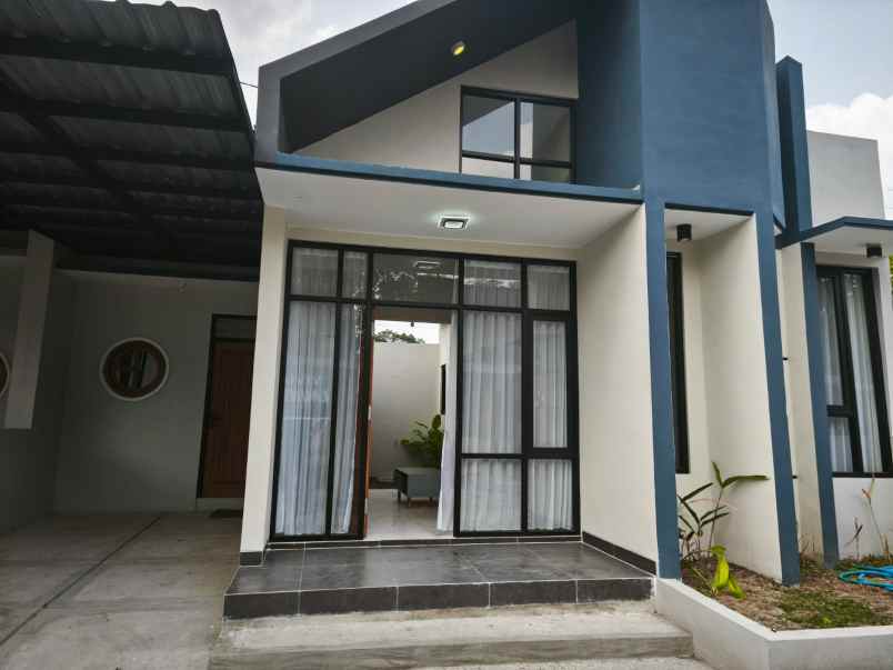 dijual rumah tamantirto kec kasihan