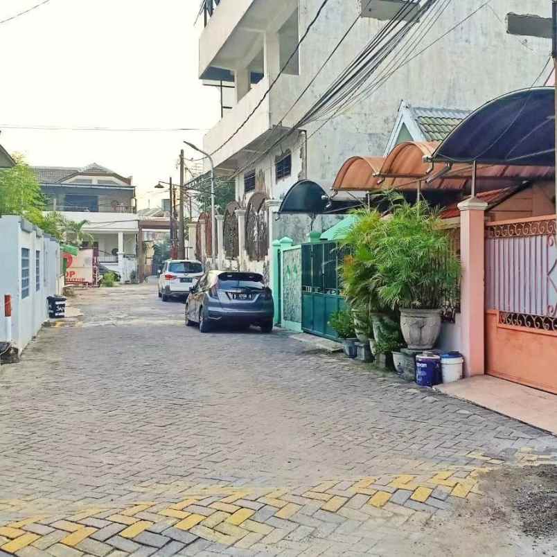 dijual rumah tambaksari