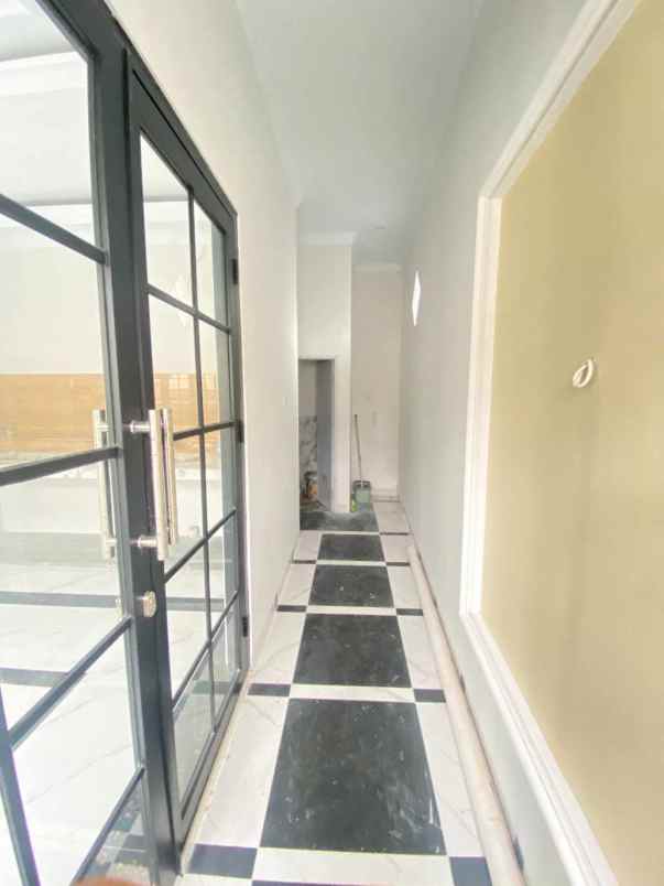 dijual rumah tanah baru