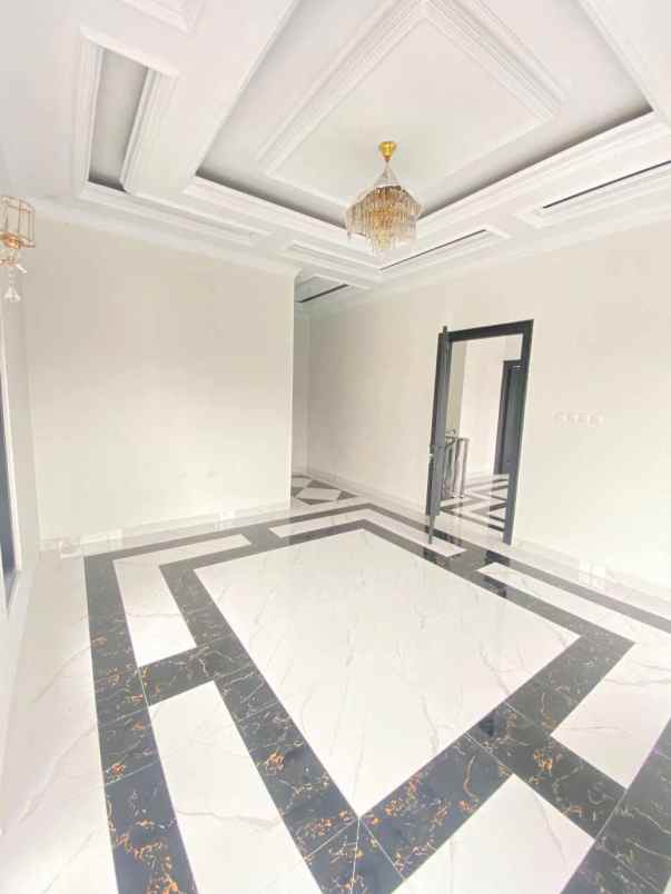 dijual rumah tanah baru