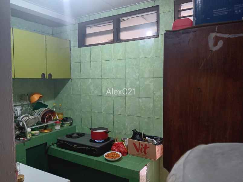 dijual rumah tb simatupang