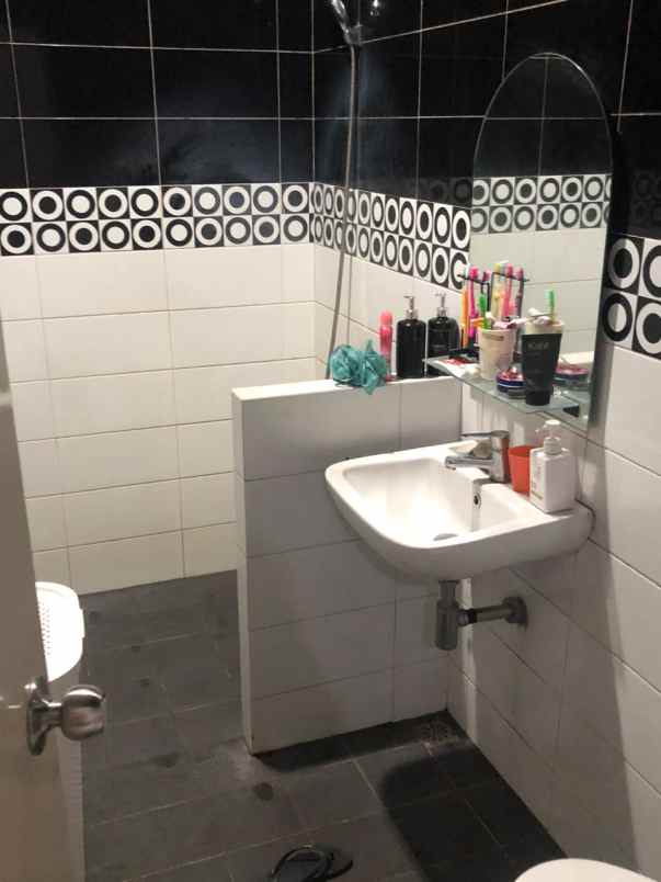 dijual rumah the address cibubur