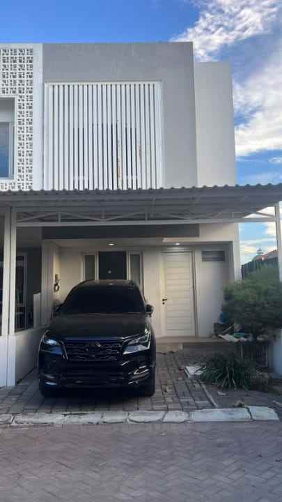 dijual rumah the oasia dian istana