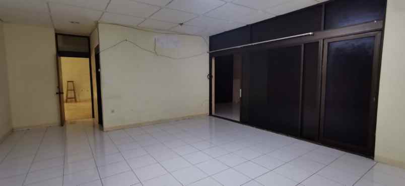 dijual rumah tomang jakarta barat