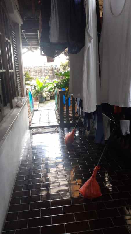 dijual rumah utan kayu utara