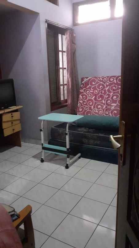 dijual rumah utan kayu utara