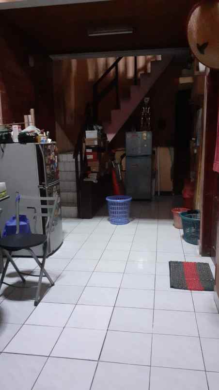 dijual rumah utan kayu utara