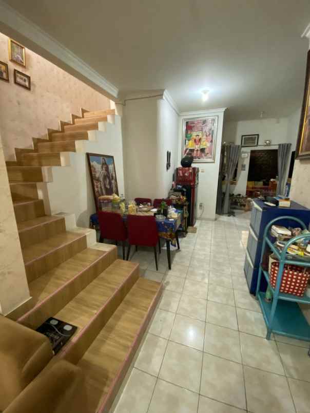 dijual rumah villa galaxy jakasetia