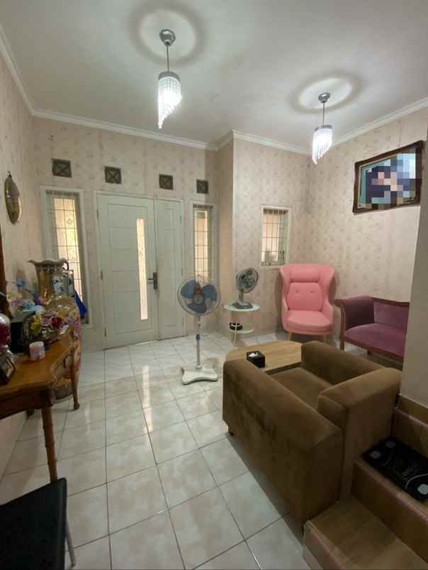 dijual rumah villa galaxy jakasetia