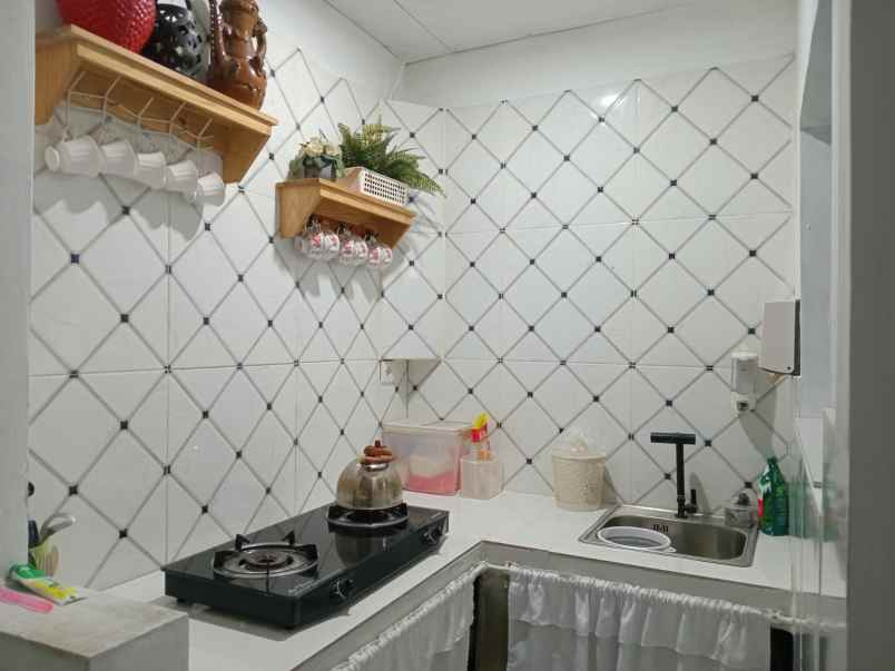 dijual rumah villa indah permai