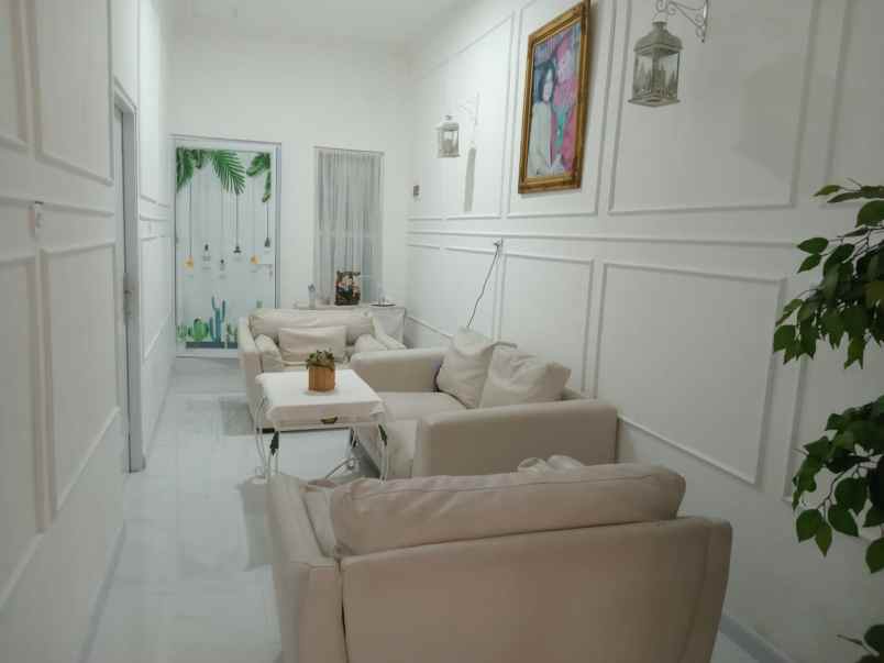 dijual rumah villa indah permai