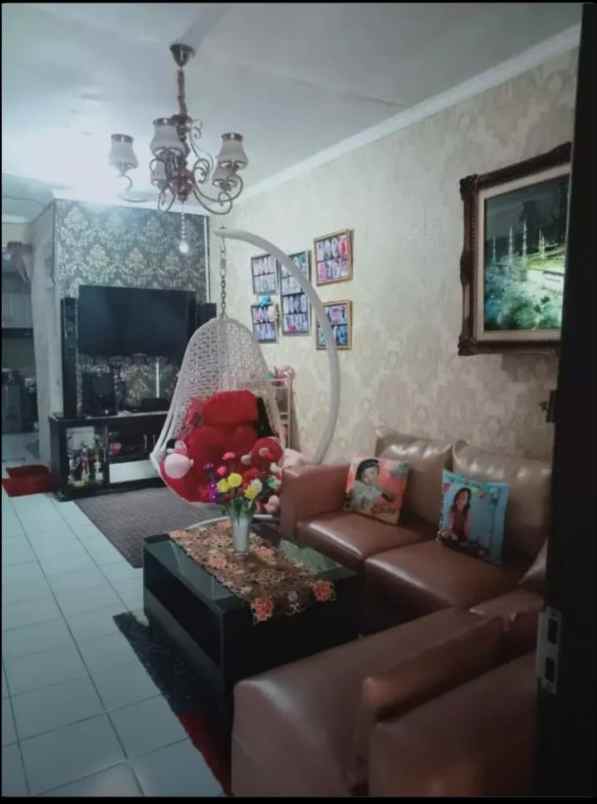 dijual rumah villa pamulang