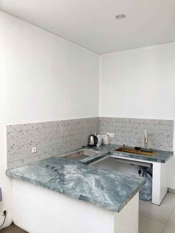 dijual rumah vista hanjuang