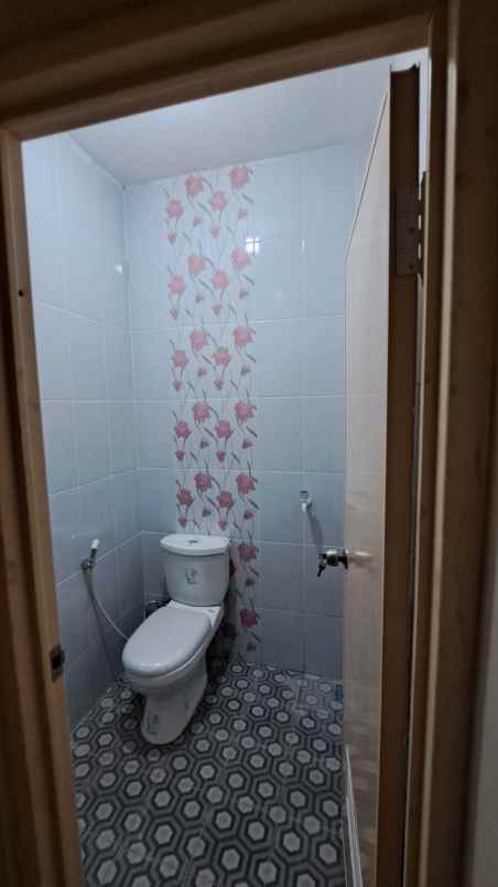 dijual rumah wage taman sidoarjo