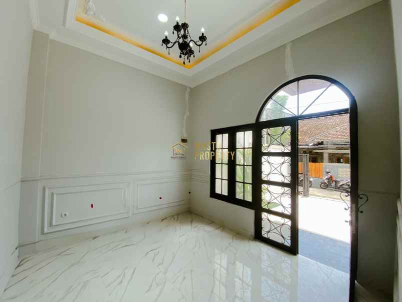 dijual rumah wedomartani kec ngemplak