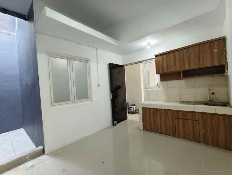 dijual rumah wisata semanggi wonorejo