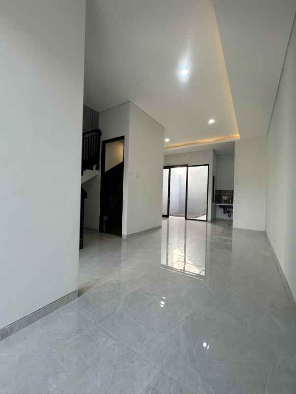dijual rumah wisma mukti klampis