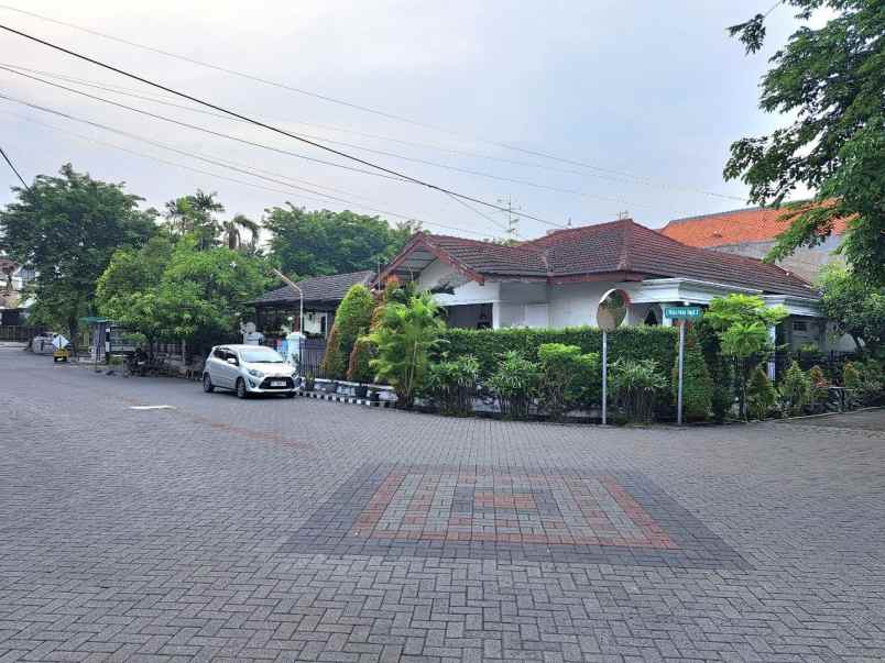 dijual rumah wisma permai