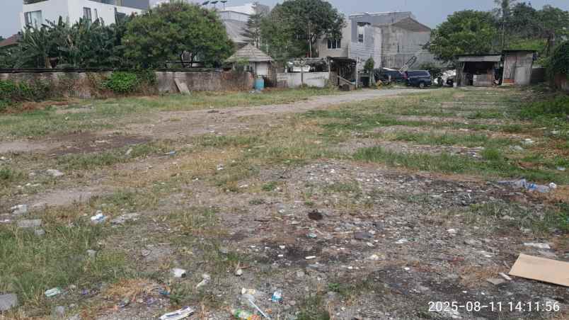 dijual tanah komplek perumahan green