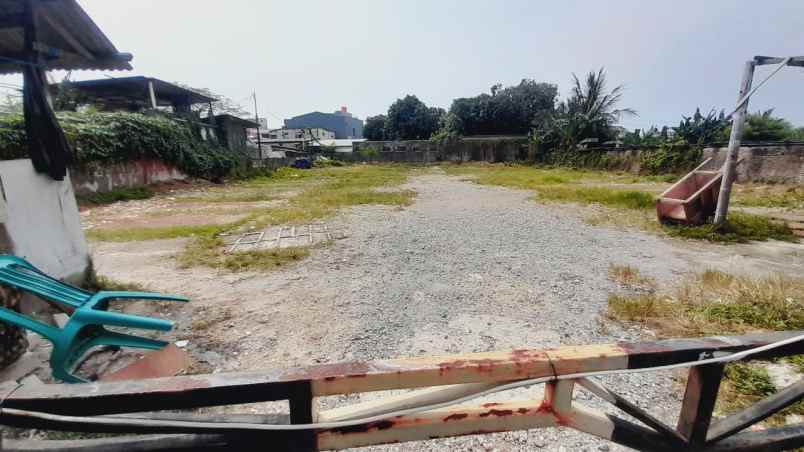 dijual tanah komplek perumahan green