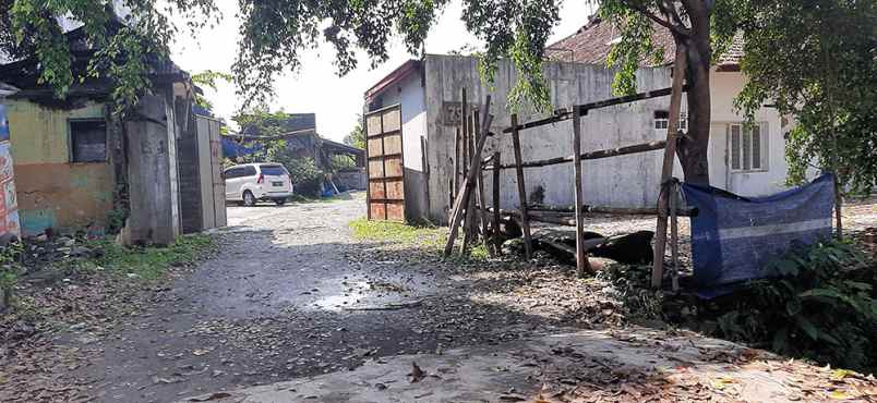 dijual tanah moh toha