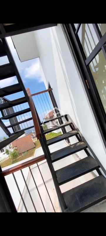 dijual villa aethetic full furnish di kota batu