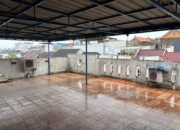 dijual villa komplek cemara asri jalan