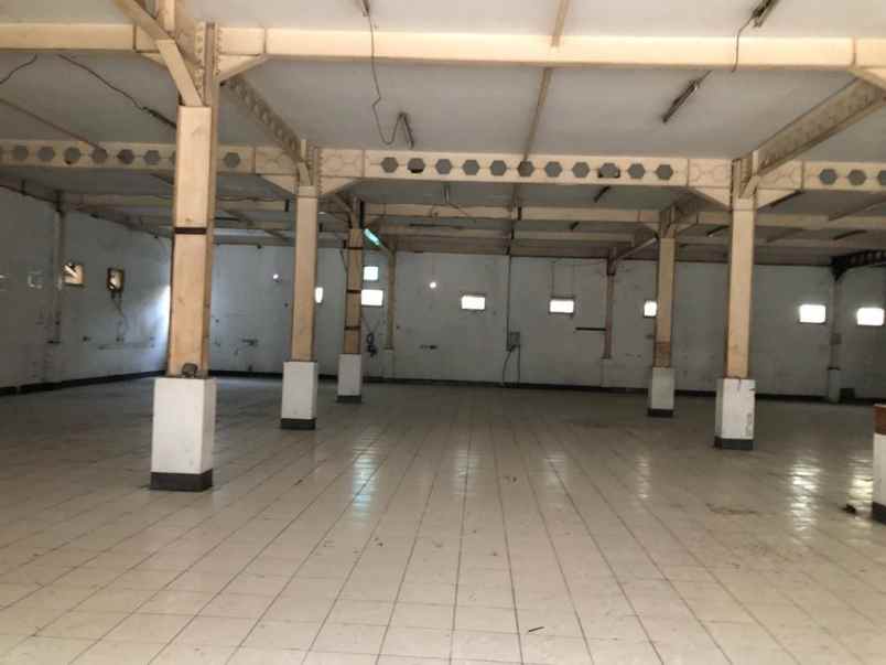 disewakan gudang siap pakai di dekat bunderan waru