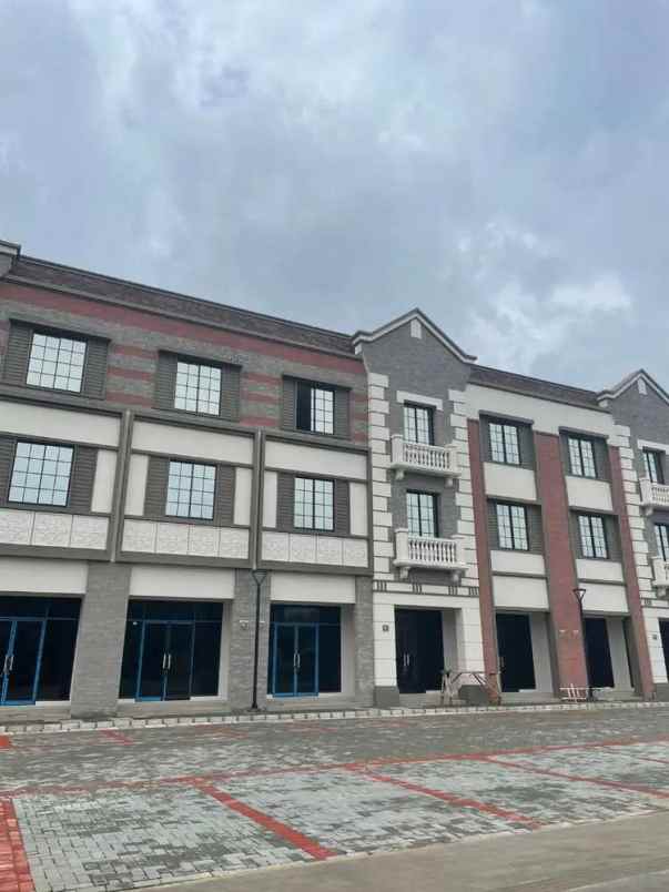 disewakan ruko boston pik2 3lantai