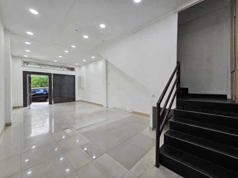 disewakan ruko di jl pluit sakti kav 16 jakarta utara
