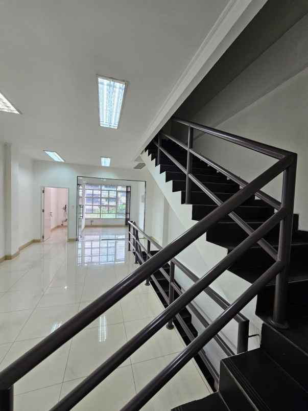 disewakan ruko di jl pluit sakti kav 16 jakarta utara