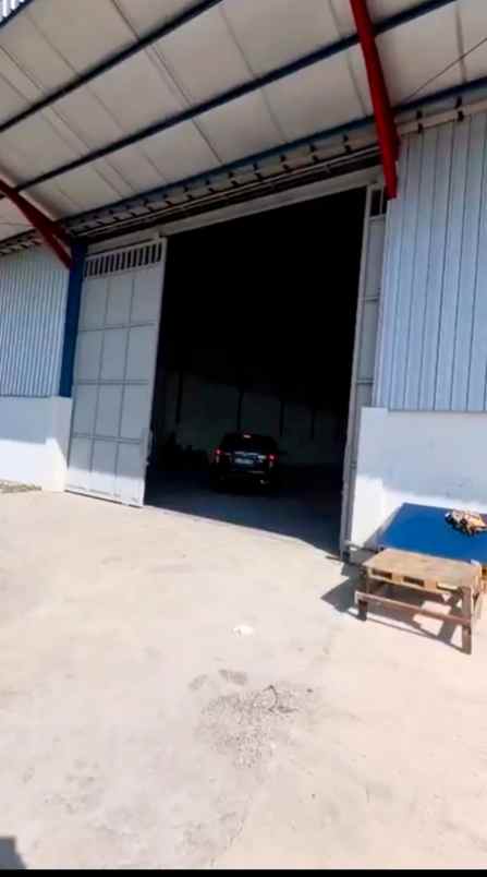 disewakan ruko gudang kantor jalan raya menganti