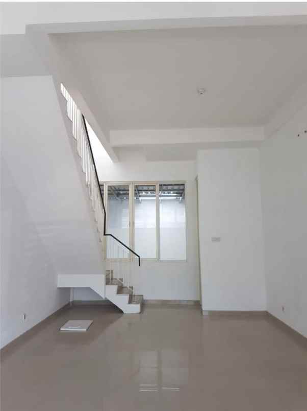 disewakan ruko gudang kantor laguna kejawan putih