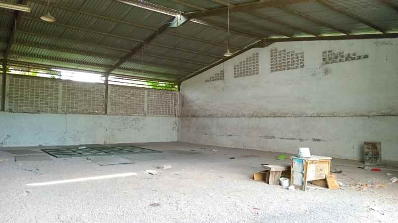 disewakan ruko gudang kantor mengger