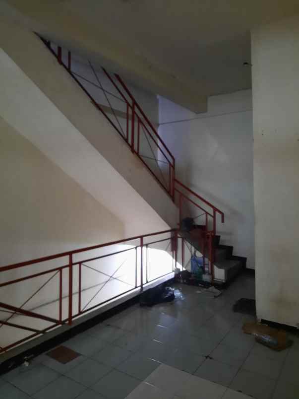 disewakan ruko kalimas baru