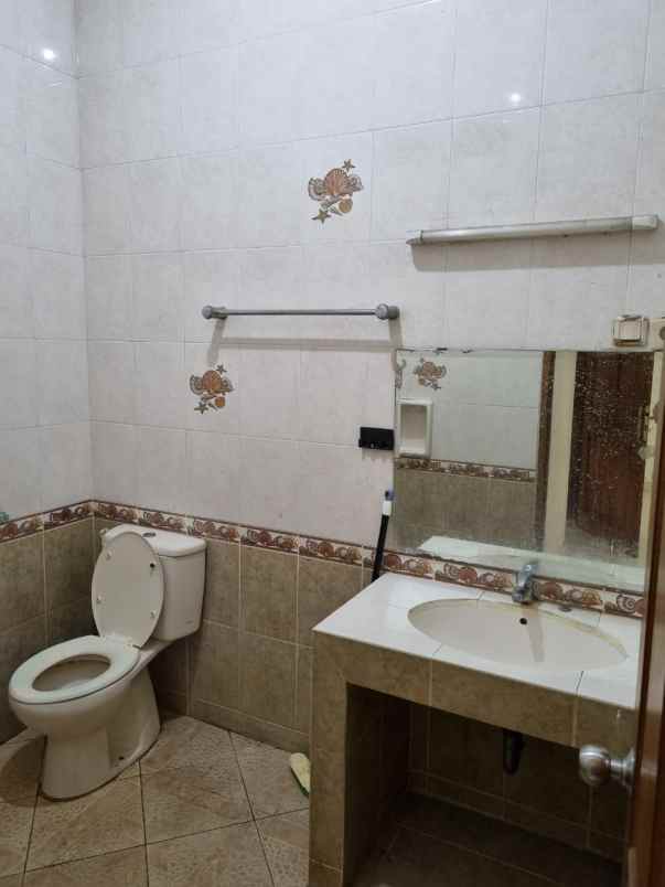 disewakan rumah 2 lt bagus rapi bebas banjir sunter