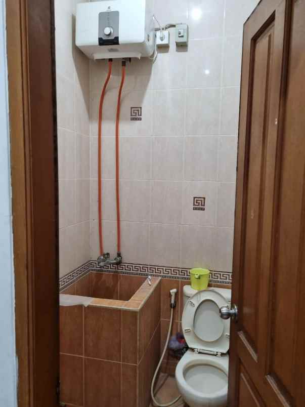 disewakan rumah 2 lt bagus rapi bebas banjir sunter