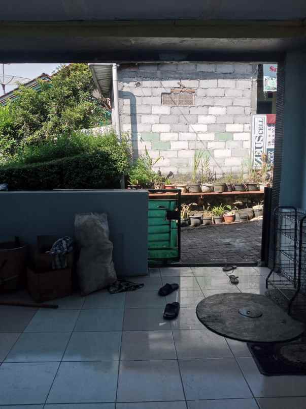 disewakan rumah banyumanik karangrejo