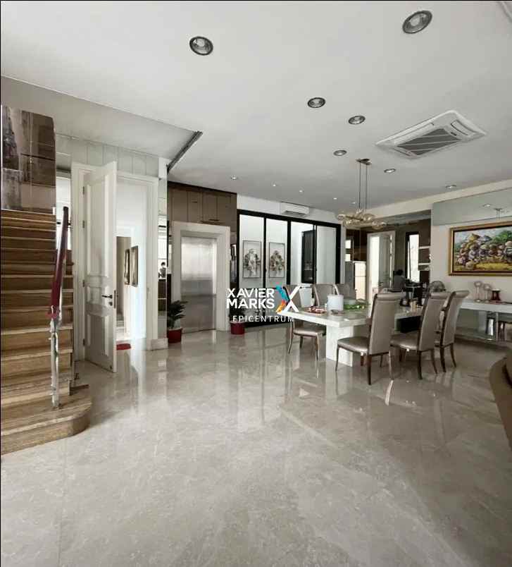 disewakan rumah di south emerald mansion citraland