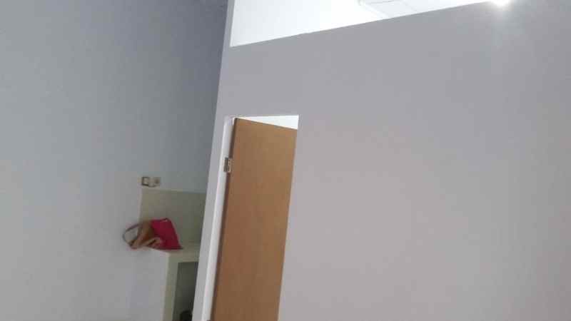 disewakan rumah jl kemuning 3 no 2 rt 007