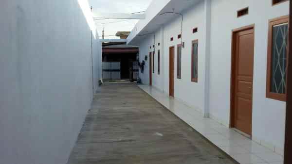 disewakan rumah jl kemuning 3 no 2 rt 007