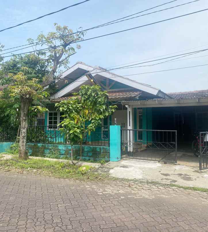 disewakan rumah komplek japos graha