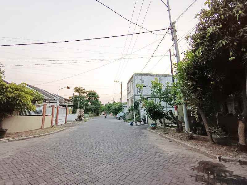 disewakan rumah menteng residence