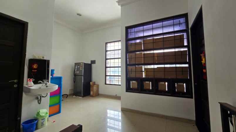 disewakan rumah pakuwon city