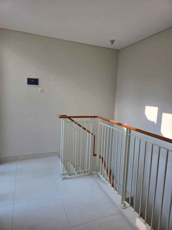 disewakan rumah pakuwon city zimbali costa
