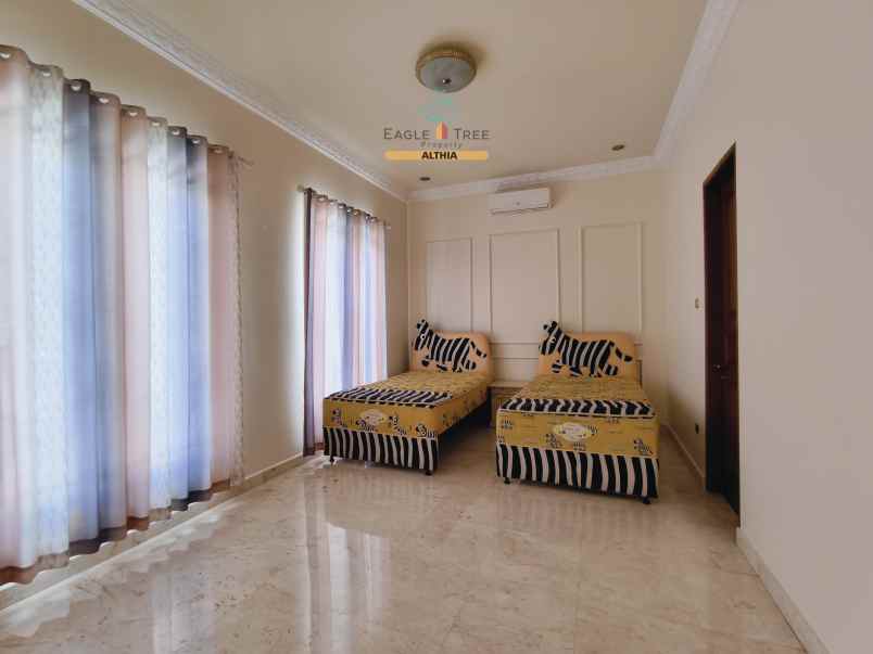 disewakan rumah petukangan